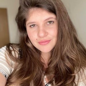 Meet your Posher, Carol